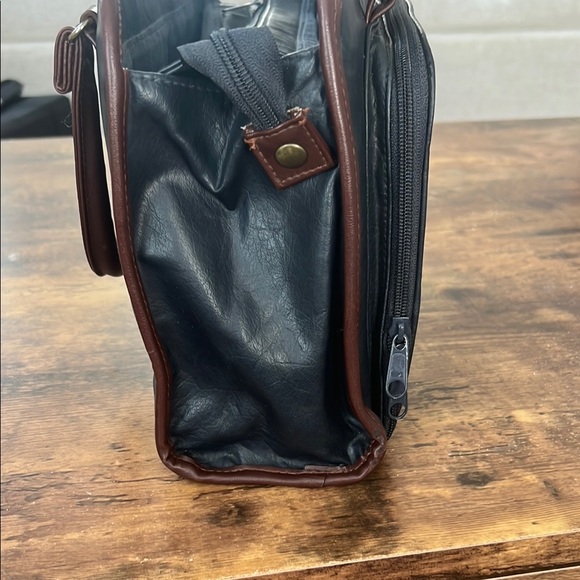 Dolce Vita Navy and Brown Textured Jackson Handbag - Picture 7 of 13